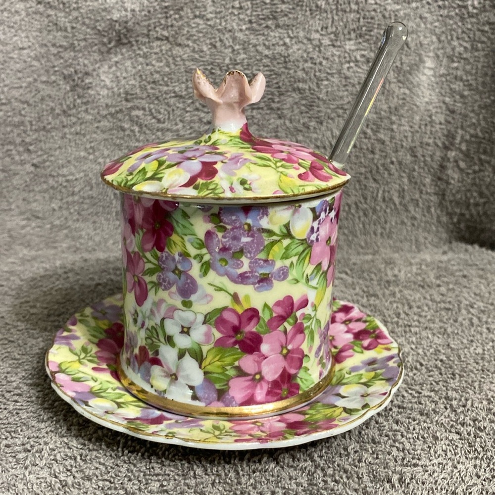 English Royal Standard Salt Cellar/Sugar Dish